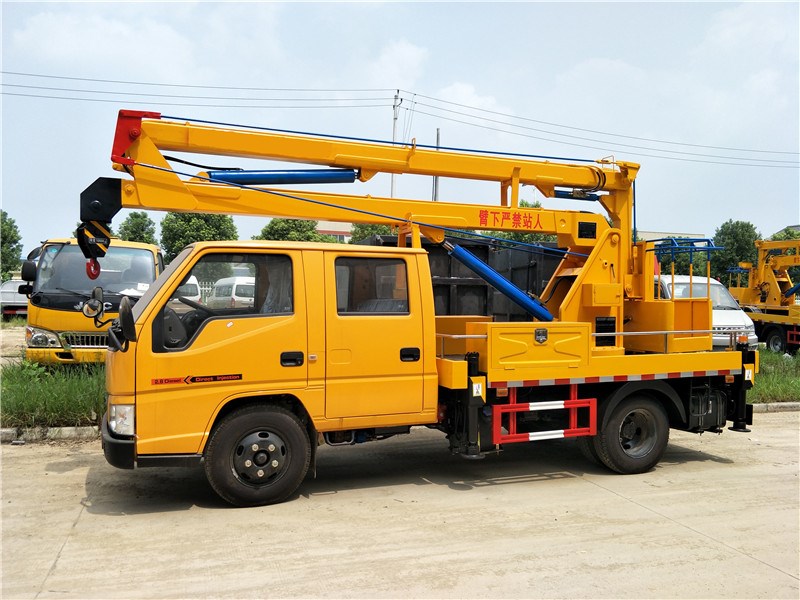 江鈴藍(lán)牌高空作業(yè)車(chē)